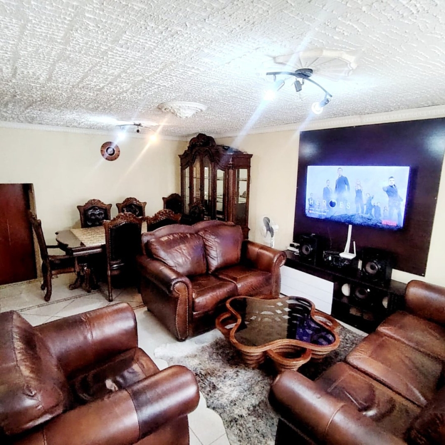 4 Bedroom Property for Sale in Mdantsane Nu 10 Eastern Cape